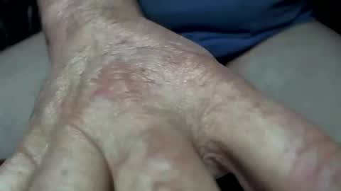 thickntastey46 online show from May 1, 2026, 4:28 am