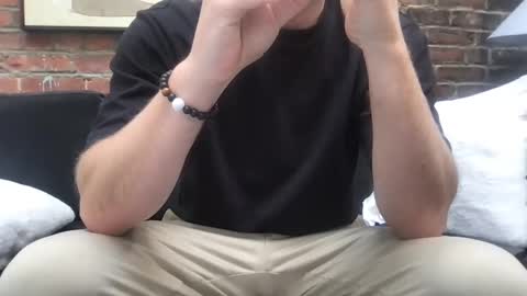 thierrinho8148 online show from October 19, 2025, 3:01 pm