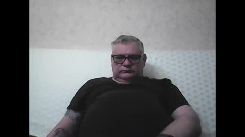 Thierrysymp online show from February 12, 2025, 6:19 pm