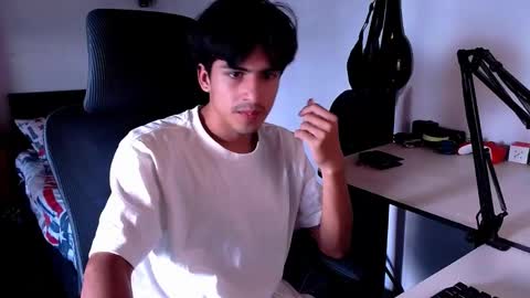 thieves_us online show from January 19, 2025, 5:49 pm