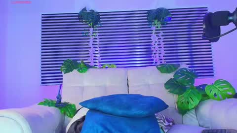 Snapshot of thiiagosaeenz chatting on June 17, 2026, 3:35 pm Thiago Saenzz online show from June 17, 2026, 3:35 pm