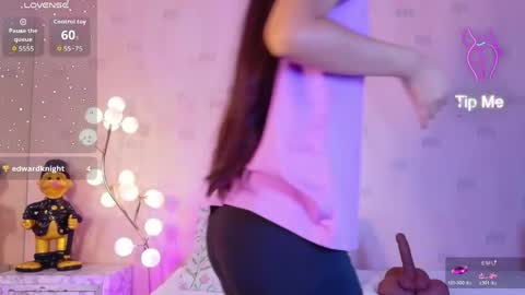 Snapshot of thin_eva chatting on April 7, 2026, 1:00 pm Eva online show from April 7, 2026, 1:00 pm