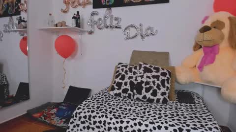 Snapshot of thin_princess chatting on February 21, 2025, 7:21 pm THIN PRINCESS online show from February 21, 2025, 7:21 pm