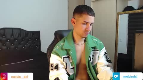 thin_tommy11 online show from December 29, 2024, 10:25 pm