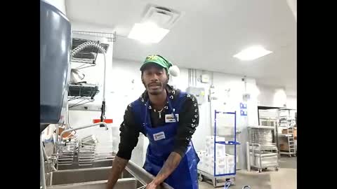 thirdlegkenny online show from December 19, 2025, 10:17 pm