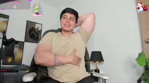 Snapshot of thom_ohtani chatting on November 6, 2025, 2:01 am thom_ohtani online show from November 6, 2025, 2:01 am