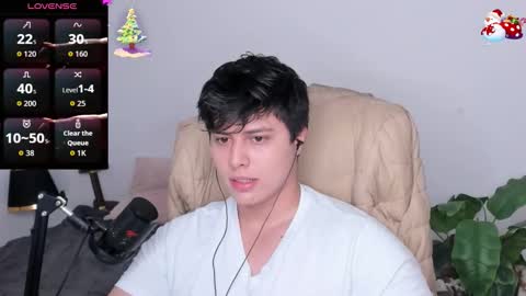 Snapshot of thom_ohtani chatting on November 15, 2025, 4:14 pm thom_ohtani online show from November 15, 2025, 4:14 pm