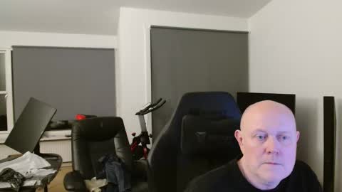 thomas315627 online show from March 11, 2026, 9:32 pm