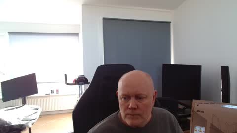 thomas315627 online show from March 18, 2026, 2:09 pm