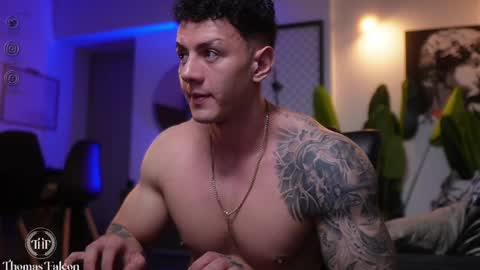 Snapshot of thomas_falcon1 chatting on January 26, 2025, 1:31 am Thomas Falcon online show from January 26, 2025, 1:31 am