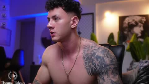 Snapshot of thomas_falcon1 chatting on January 26, 2025, 4:41 am Thomas Falcon online show from January 26, 2025, 4:41 am