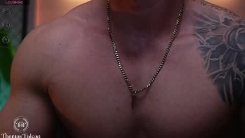 Snapshot of thomas_falcon1 chatting on February 17, 2025, 6:20 am Thomas Falcon online show from February 17, 2025, 6:20 am