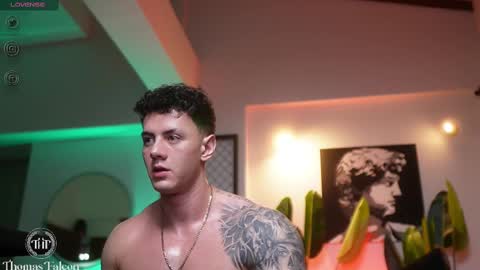 Snapshot of thomas_falcon1 chatting on March 6, 2025, 6:08 am Thomas Falcon online show from March 6, 2025, 6:08 am