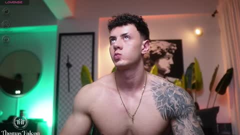 Snapshot of thomas_falcon1 chatting on March 7, 2025, 6:24 am Thomas Falcon online show from March 7, 2025, 6:24 am