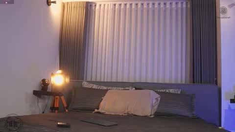 Snapshot of thomas_falcon1 chatting on October 23, 2025, 10:52 pm Thomas Falcon online show from October 23, 2025, 10:52 pm