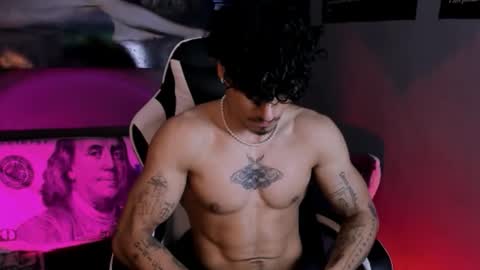 Snapshot of thomas_fit1 chatting on March 26, 2026, 6:57 pm Thomas 3 JUST STAY AND BE MY LAST LOVE online show from March 26, 2026, 6:57 pm