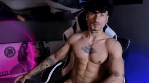 Snapshot of thomas_fit1 chatting on March 27, 2026, 6:40 pm Thomas 3 JUST STAY AND BE MY LAST LOVE online show from March 27, 2026, 6:40 pm