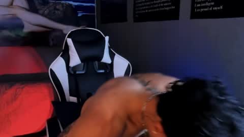 Snapshot of thomas_fit1 chatting on April 10, 2026, 7:29 pm Thomas 3 JUST STAY AND BE MY LAST LOVE online show from April 10, 2026, 7:29 pm