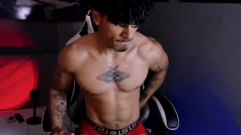 Snapshot of thomas_fit1 chatting on April 14, 2026, 7:31 pm Thomas 3 JUST STAY AND BE MY LAST LOVE online show from April 14, 2026, 7:31 pm