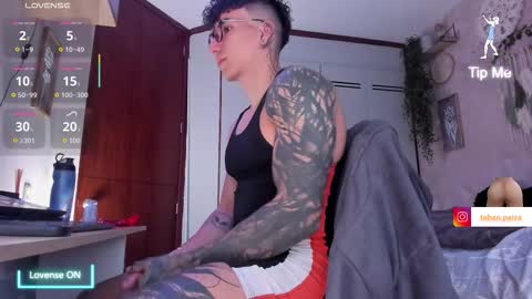 Thomas Grey online show from November 26, 2025, 11:22 am