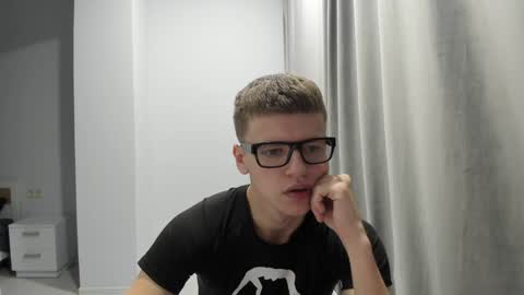 Tomas online show from December 2, 2024, 6:10 pm