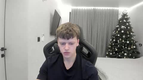 Snapshot of thomas_shelbivip chatting on January 31, 2026, 7:11 pm Tomas online show from January 31, 2026, 7:11 pm