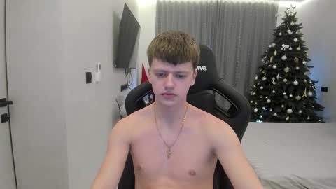 Snapshot of thomas_shelbivip chatting on February 1, 2026, 7:18 am Tomas online show from February 1, 2026, 7:18 am