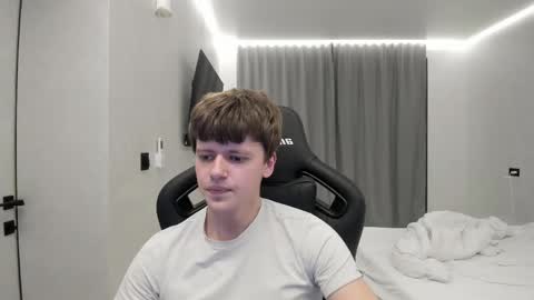 Snapshot of thomas_shelbivip chatting on March 12, 2026, 10:49 pm Tomas online show from March 12, 2026, 10:49 pm