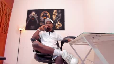 Thomas online show from January 12, 2025, 3:39 am