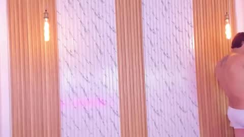 Thomas online show from October 15, 2025, 12:05 pm