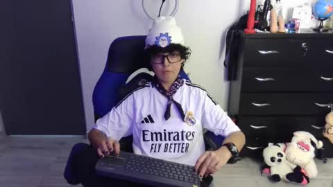 VALERIA online show from April 15, 2026, 8:09 pm