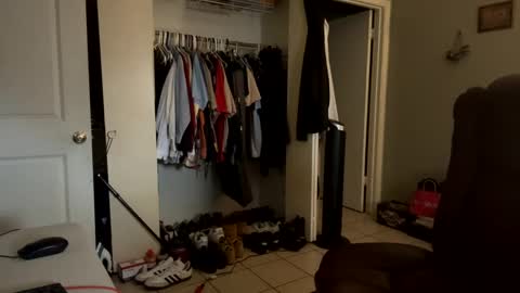 Snapshot of thomasgwhitecft chatting on January 30, 2025, 7:04 pm FatherTime online show from January 30, 2025, 7:04 pm