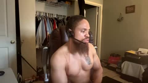 Snapshot of thomasgwhitecft chatting on February 7, 2025, 7:06 pm FatherTime online show from February 7, 2025, 7:06 pm