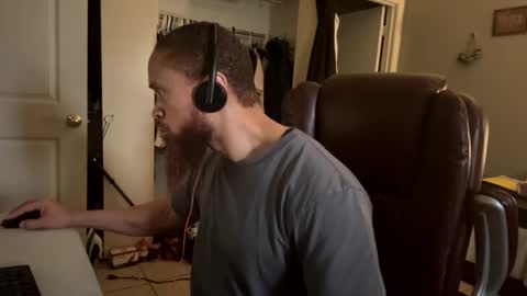 Snapshot of thomasgwhitecft chatting on February 13, 2025, 6:05 pm FatherTime online show from February 13, 2025, 6:05 pm