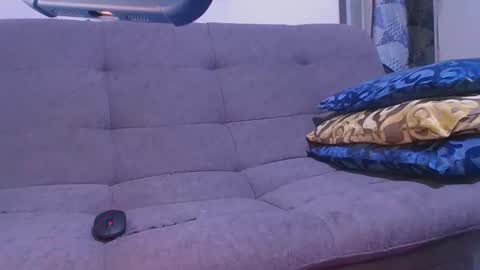 thomas  smith online show from February 24, 2025, 9:52 pm