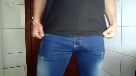 thomaz__ online show from September 23, 2025, 6:11 pm