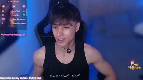 Thom Klein online show from October 11, 2025, 6:17 pm