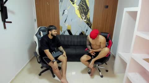 thomson_hot01 online show from March 20, 2026, 5:23 am