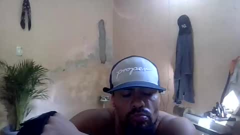 thonybeiio online show from December 2, 2025, 2:45 pm