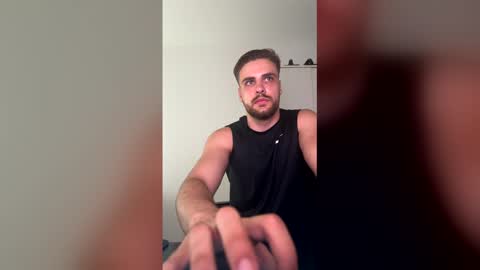 thorodinson03 online show from June 3, 2026, 5:40 pm