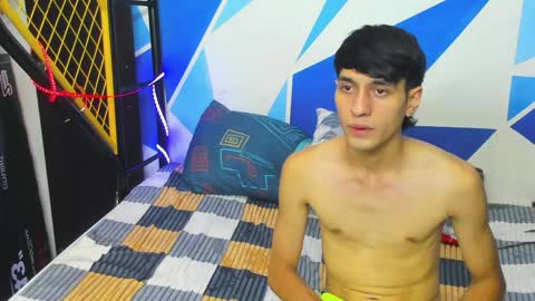 thr33sbroth3rs online show from April 4, 2026, 11:13 pm