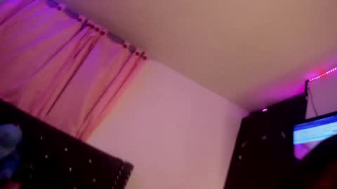 Snapshot of thristan_222 chatting on January 10, 2025, 2:14 am Thristan online show from January 10, 2025, 2:14 am