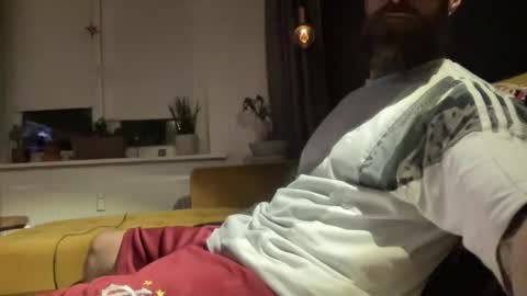 Snapshot of throatface_killah chatting on September 18, 2025, 5:59 pm throatface_killah online show from September 18, 2025, 5:59 pm