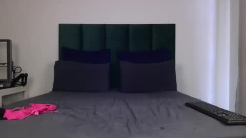 throatgoat2121 online show from October 25, 2025, 8:22 am