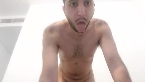 Snapshot of thuhunter chatting on May 12, 2026, 2:36 pm SlaveBoy26 online show from May 12, 2026, 2:36 pm