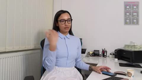 tia_j online show from February 18, 2026, 3:08 pm