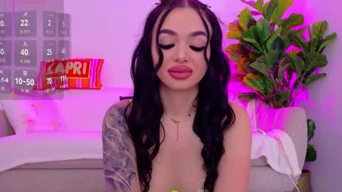 tiabelle online show from November 21, 2025, 6:28 pm