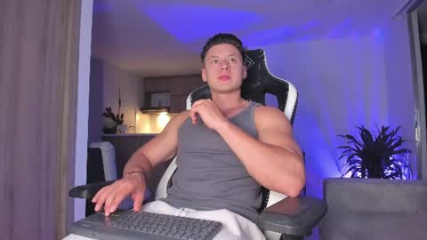 santiago online show from July 17, 2026, 11:53 pm