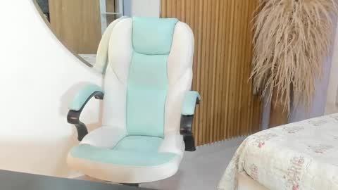 Tiana online show from September 30, 2025, 11:59 am