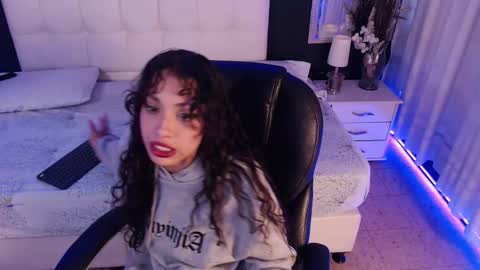 LIA online show from December 19, 2025, 3:30 pm